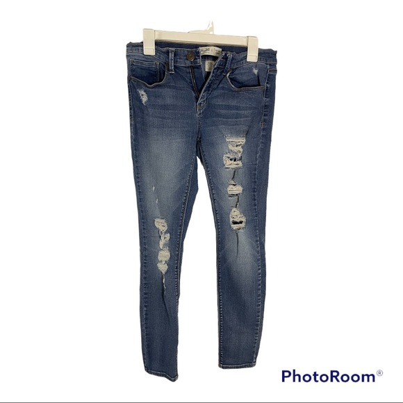 Mudd Denim - Mudd Juniors Ripped Low Rise Skinny Jeans Size 9